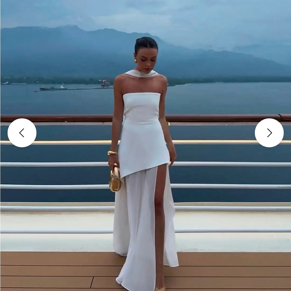 Chic White Strapless Maxi Dress